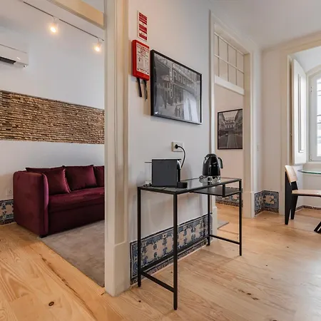 Apartment Figueira Quality By Lovelystay